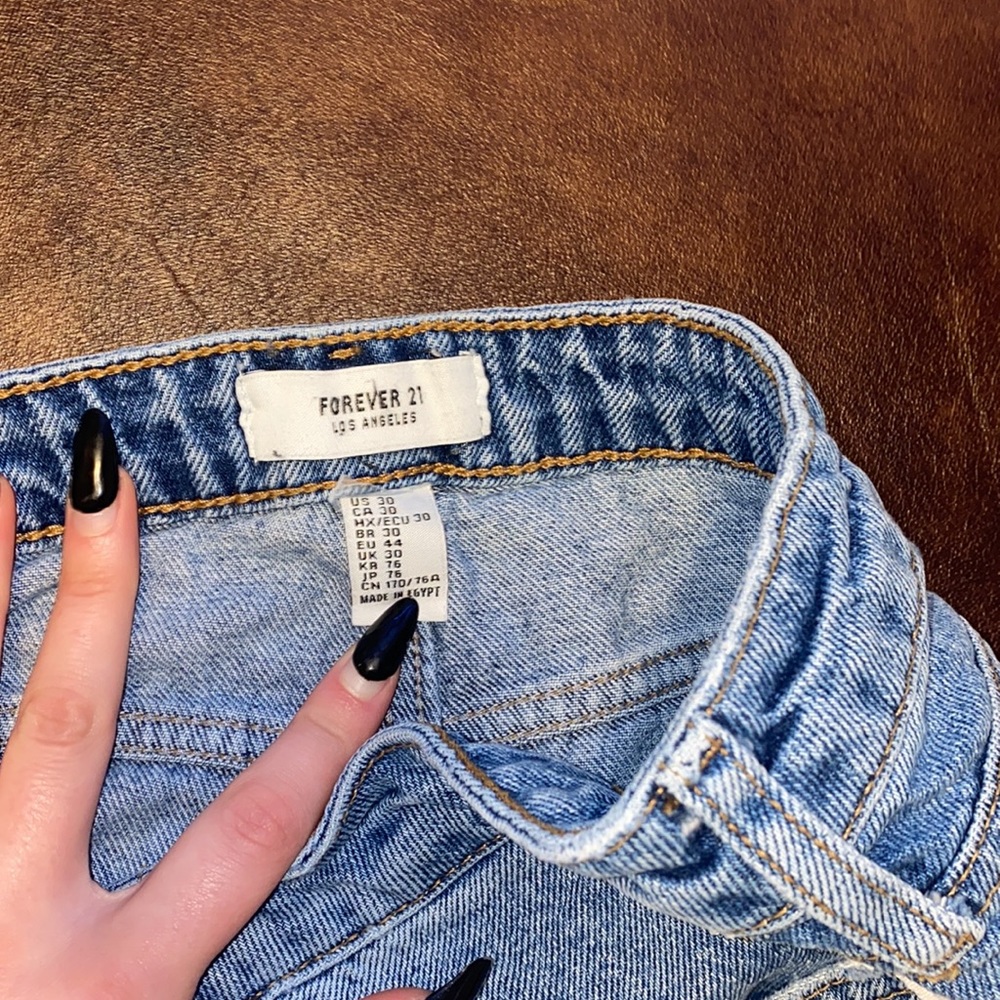 🎱Jean shorts with red & white detailed strip on side! - Picture 7 of 9
